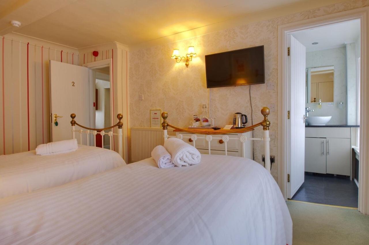 The Old Brewhouse Bed & Breakfast Cirencester Exterior photo