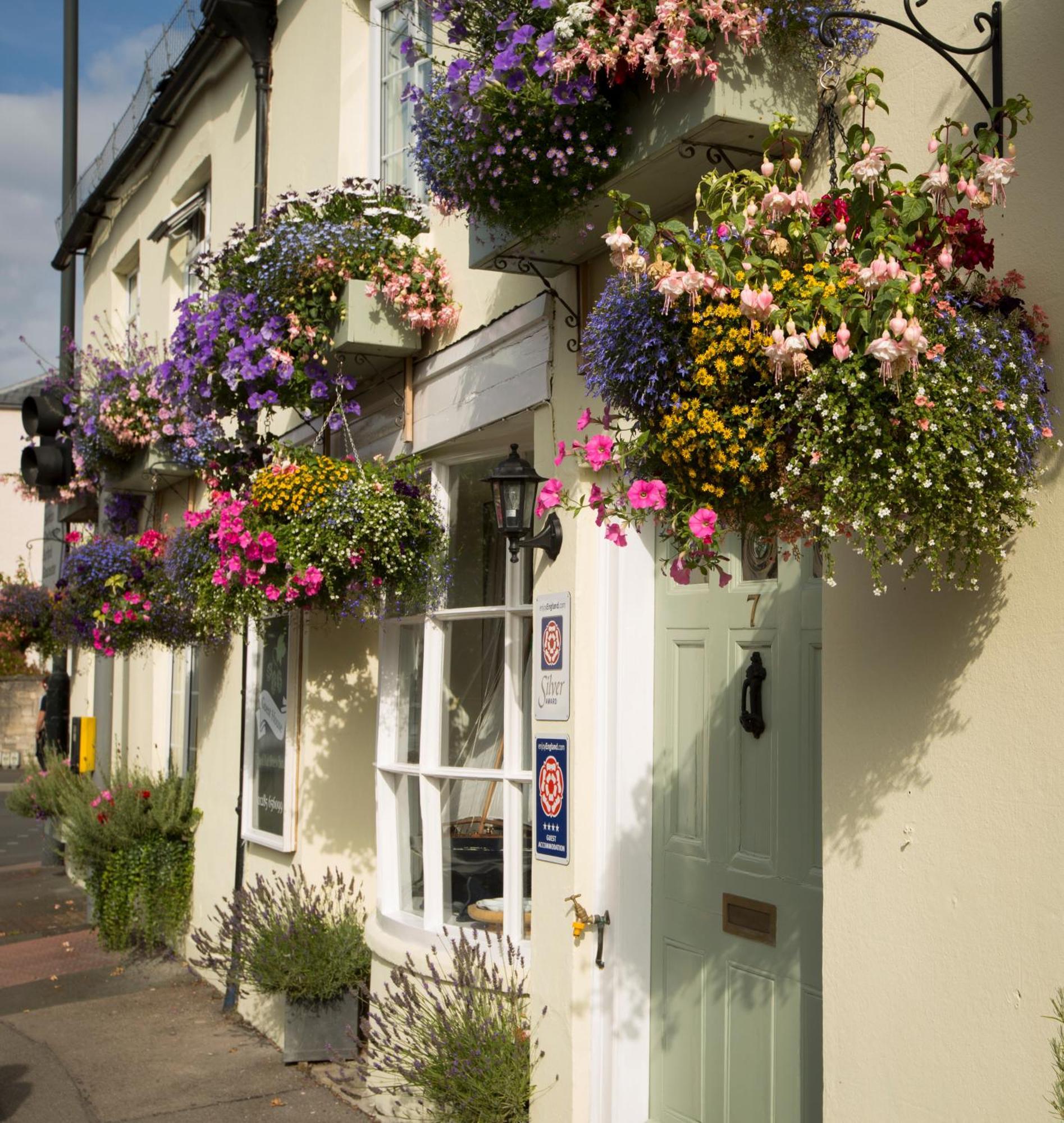 The Old Brewhouse Bed & Breakfast Cirencester Exterior photo